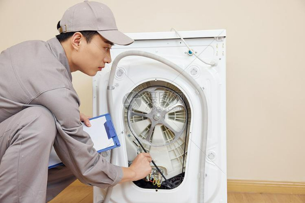 修理自動洗衣機排水管的方法